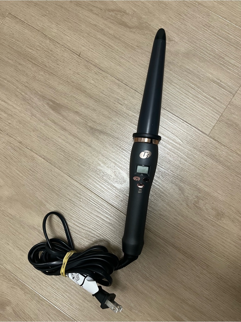 T3 Curling Wand in Black with Rose Gold Accents